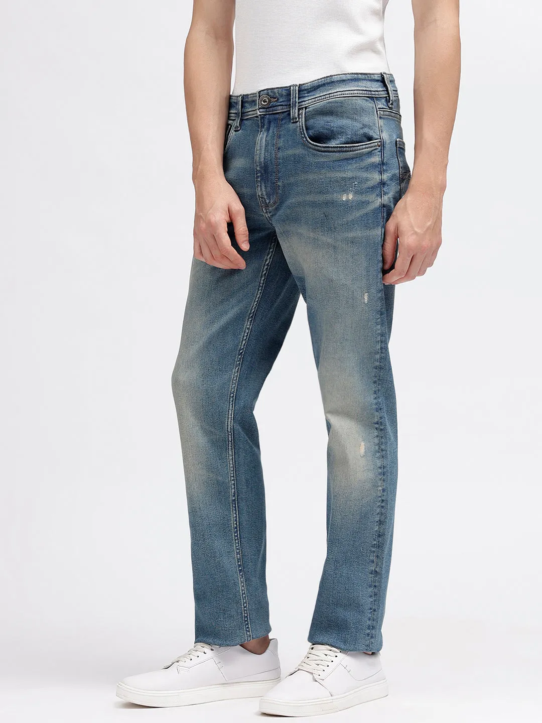 Iconic Men Blue Washed Mid-Rise Slim Fit Jeans