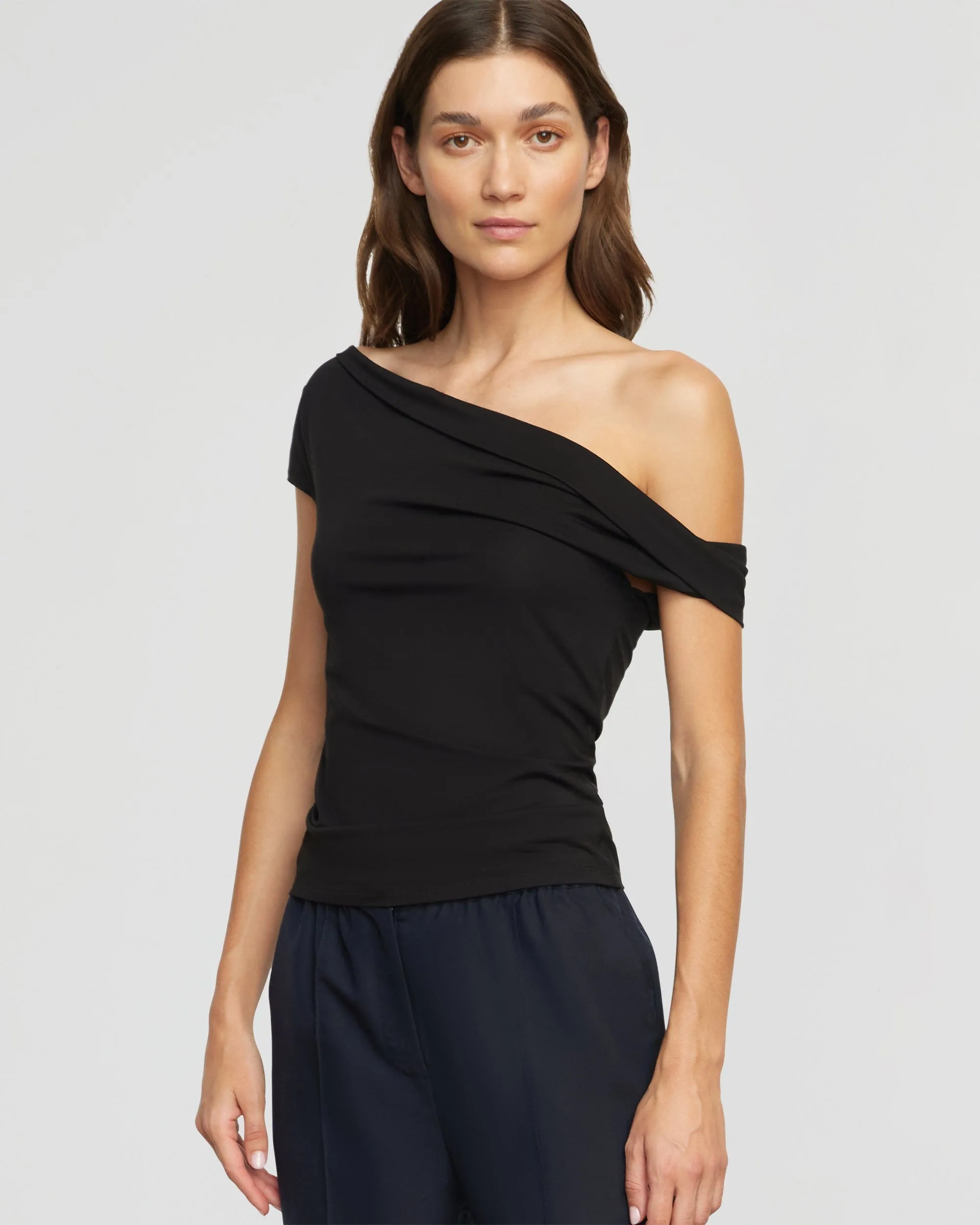 Mai Asymmetric Off-Shoulder Tee