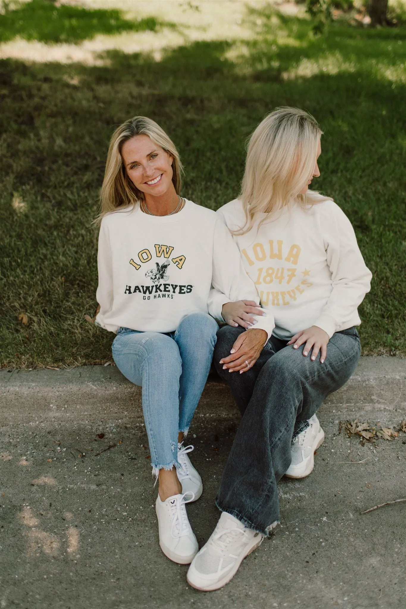 Retro Brand x Blond Genius - Iowa Hawkeyes '1847' Crewneck Sweatshirt in Antique White